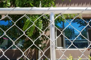 Manufacturer of China Heavy Duty Galvnanized Australia Temporary Fence with Accessories on Amazon