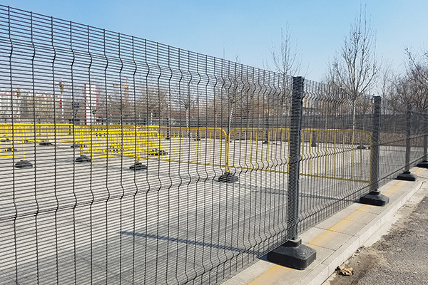 China wholesale Green Coated High Security Fence - PVC Coated anti-climb fence  – Hepeng
